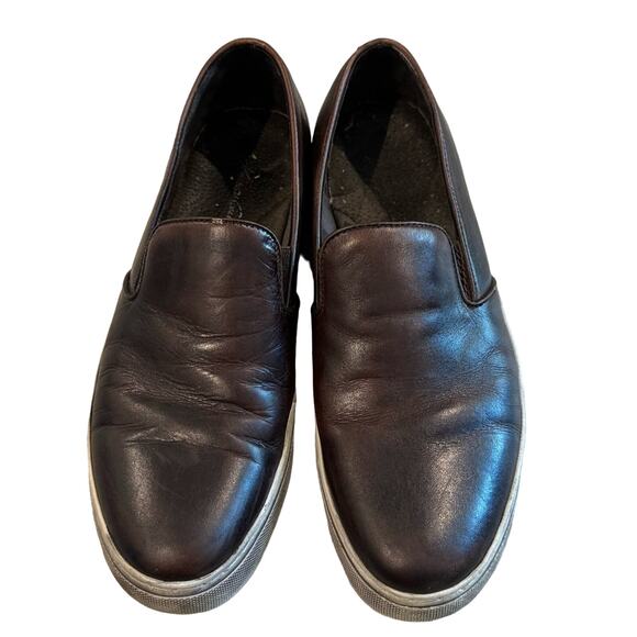 Kenneth Cole Men’s Distressed Brown Leather Slip-On Casual Shoes, Size 9 - Picture 2 of 6